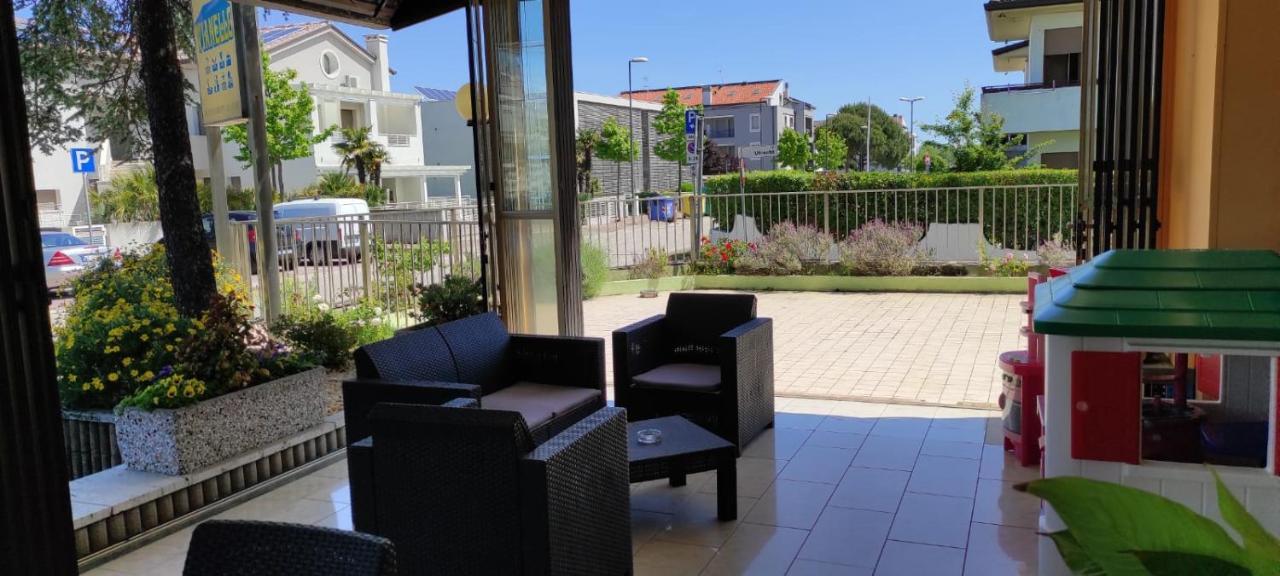 Hotel Vianello Lido di Jesolo Exterior foto