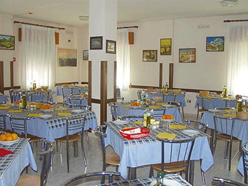Hotel Vianello Lido di Jesolo Exterior foto