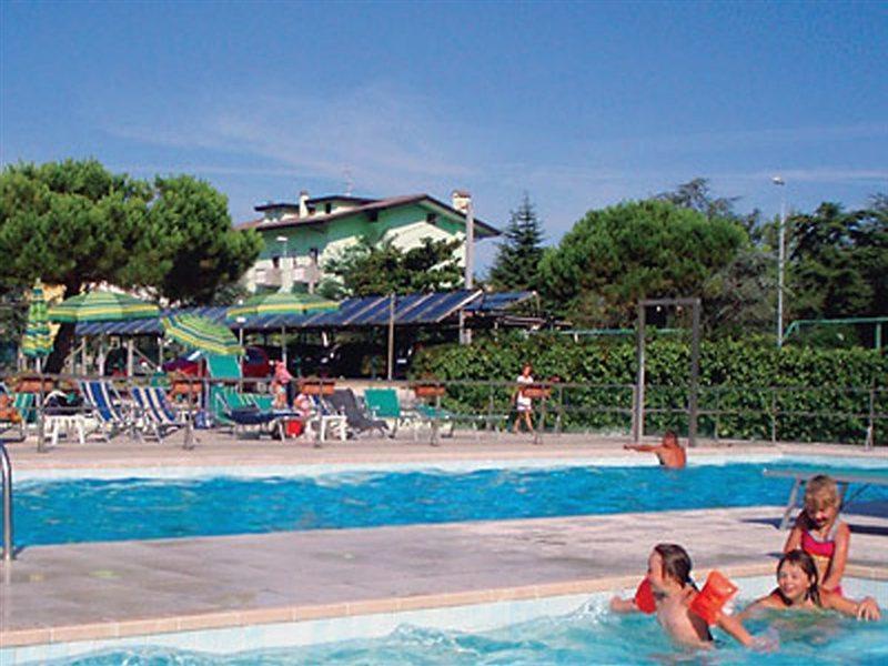 Hotel Vianello Lido di Jesolo Exterior foto